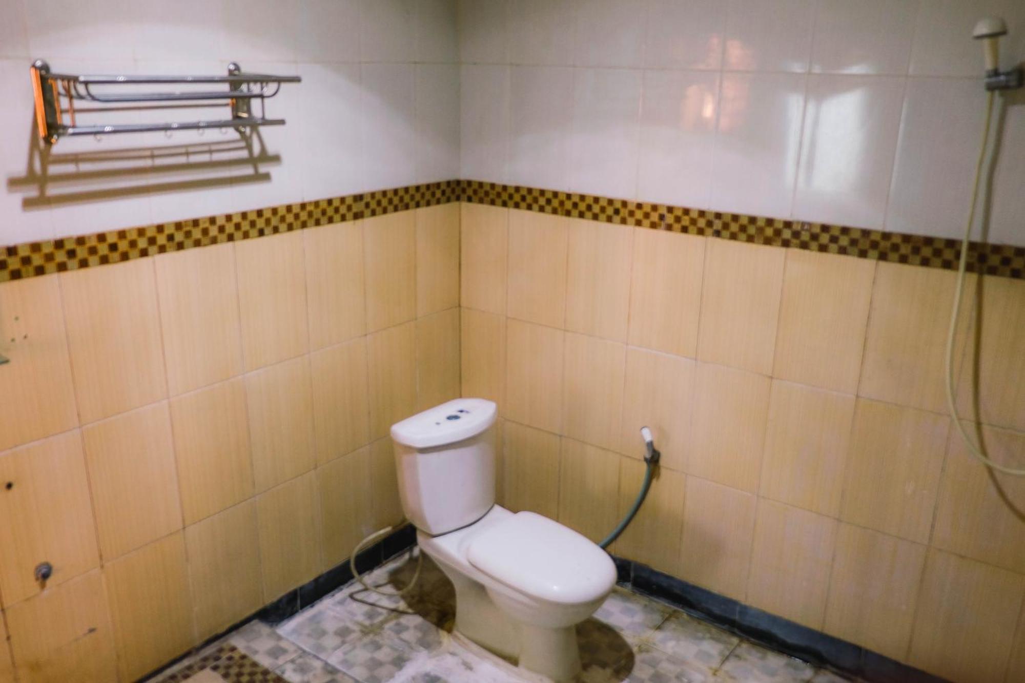 King Stone Hotel Mencil Dış mekan fotoğraf